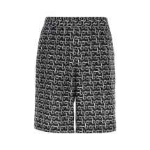 [Burberry] Shorts SS24 8089043 B9593