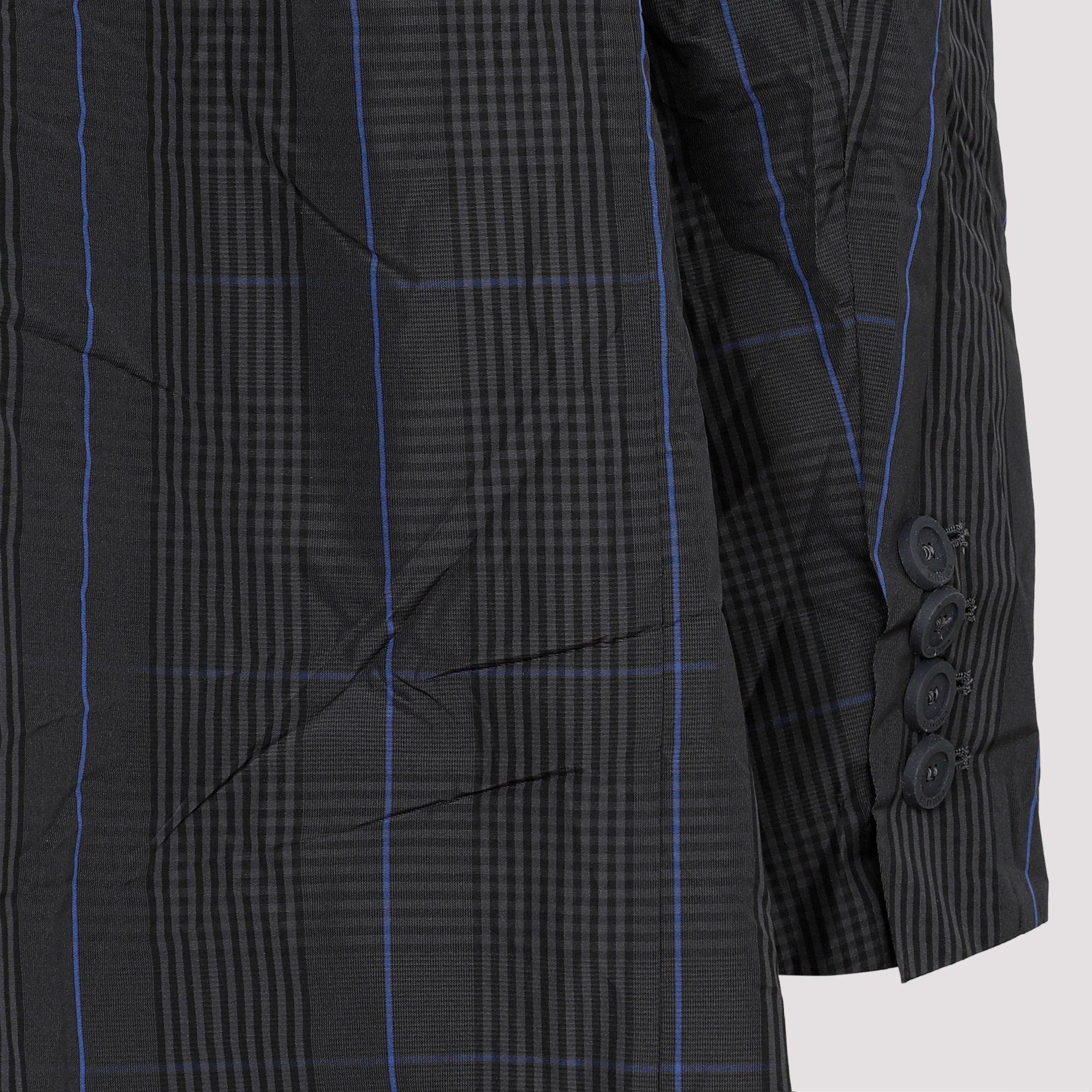 [Balenciaga] Raincoat FW22 720027.TNO74