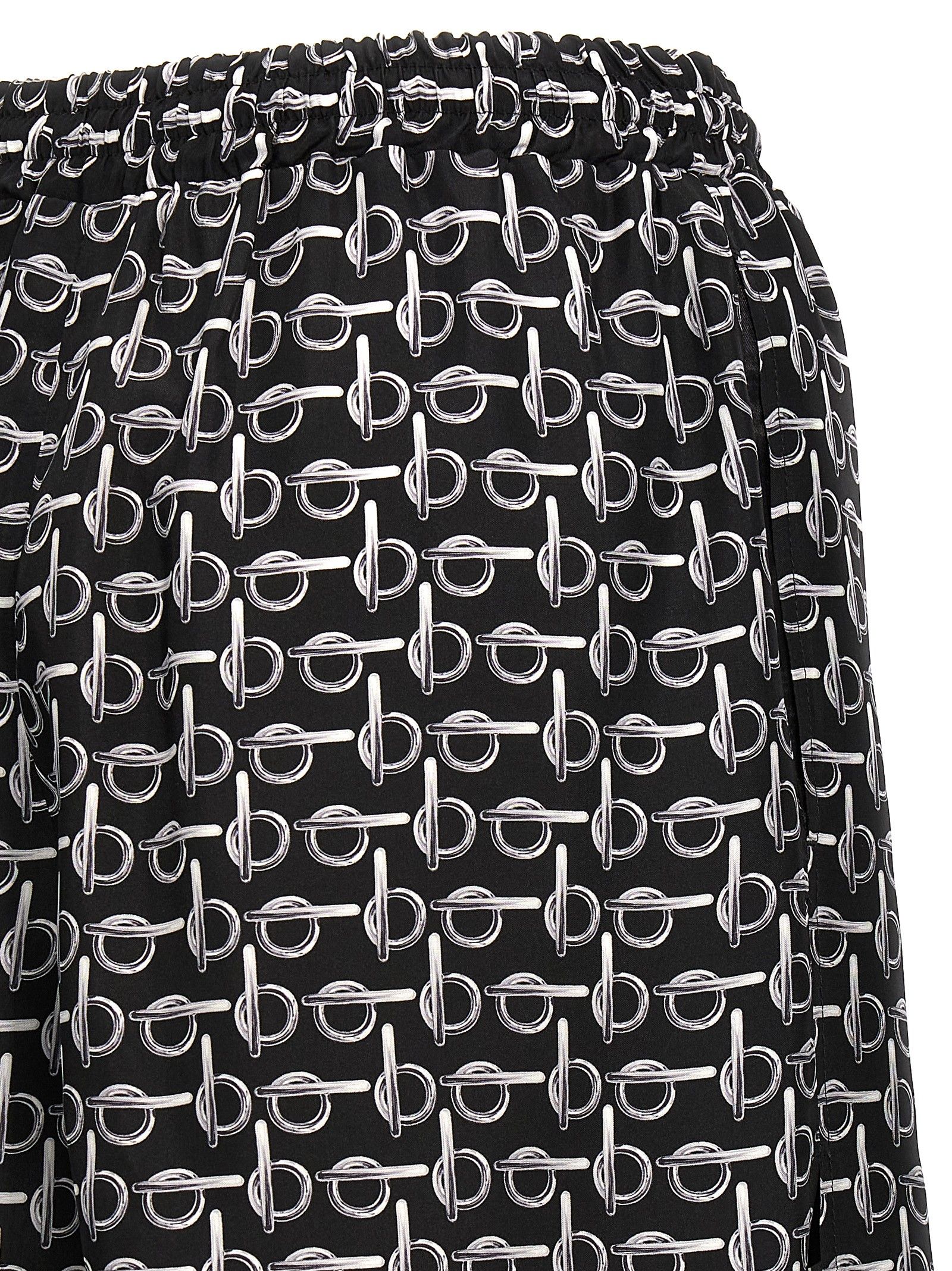 [Burberry] Shorts SS24 8088641SILVERBLACK