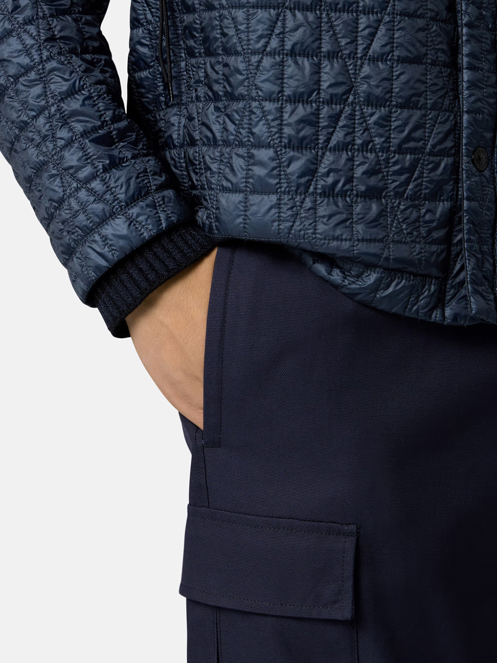 [Stone Island] Trousers FW25 K2S153100012S0164V0026