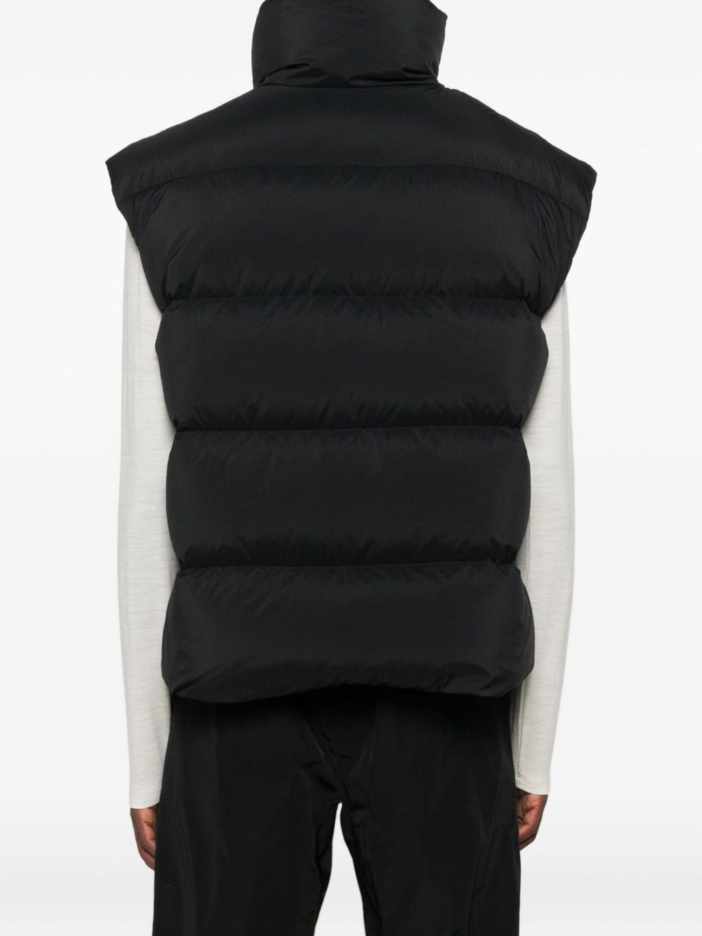 [PEUTEREY PLURALS X TONY EFFE] Down Vest FW25 PEX017601182024NER