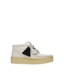 [Clarks] Ankle Boots SS25 WALLABEECUPBTNUBUCKWHITE