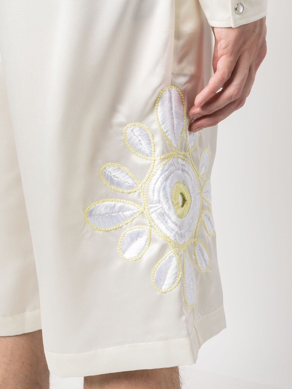 [Bluemarble] Shorts SS23 SP07PL1910A23WHT