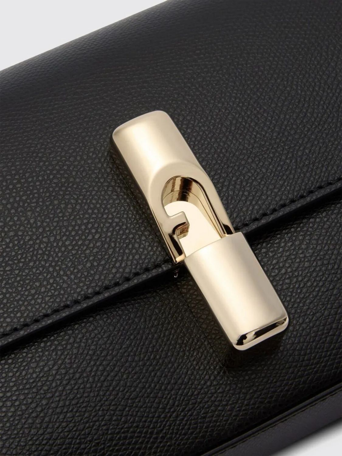 [Furla] Cross body bag SS26 WB01826ARE000 O6000