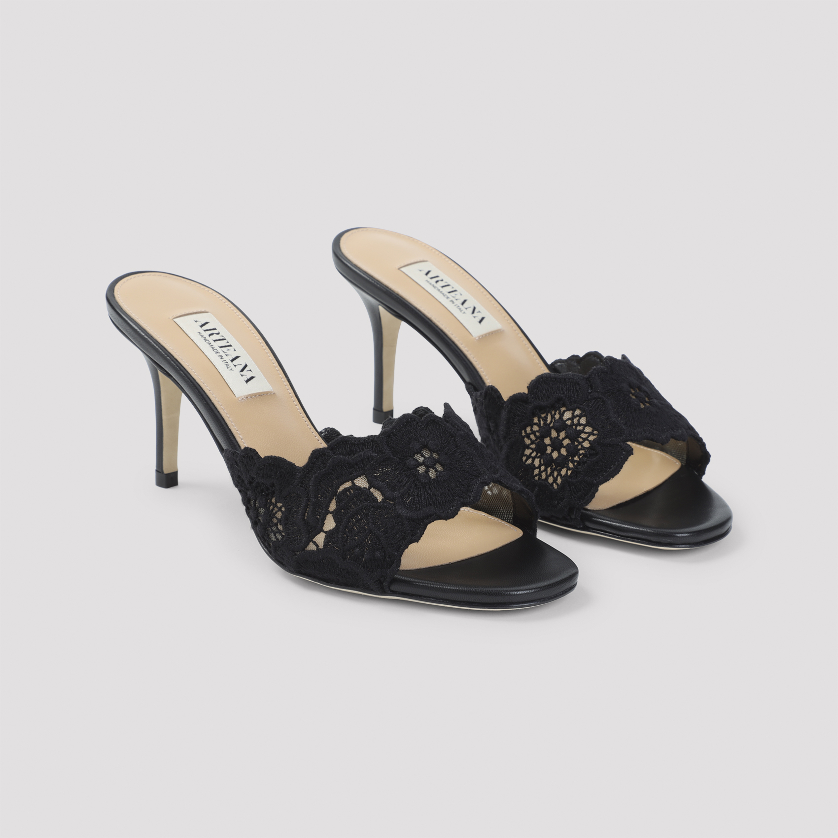 [ARTEANA] Pumps FW26 SIGCOMBLASL75