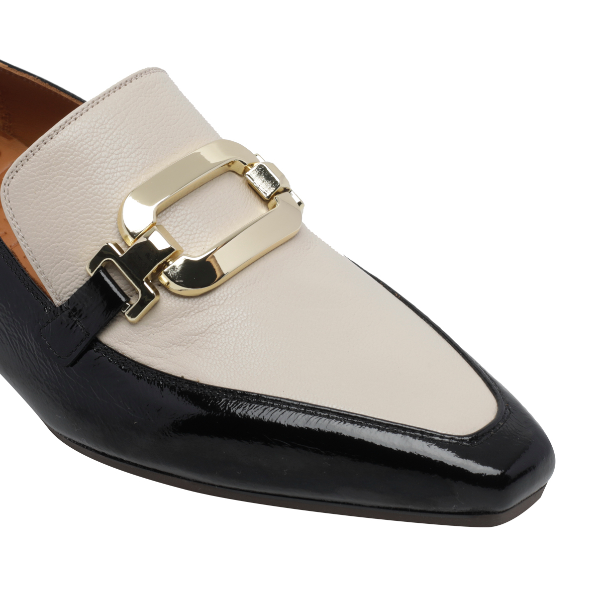 [CHIE MIHARA] Loafer FW26 GILDOSUCRE NEGRO