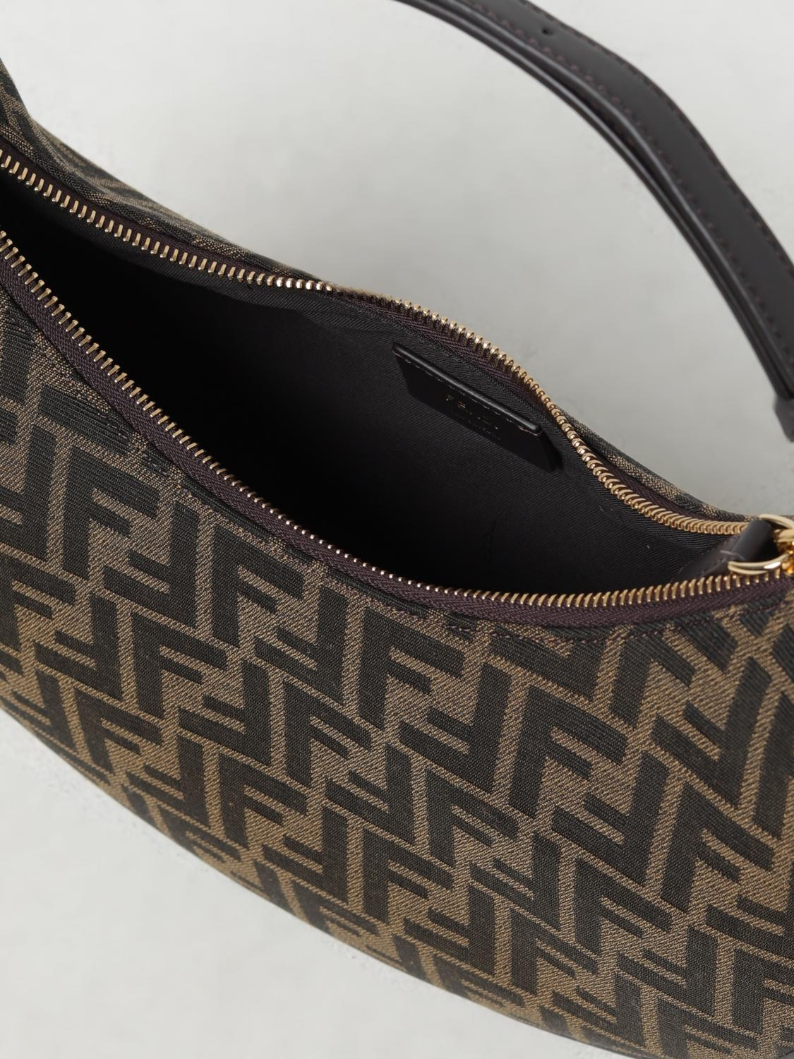 [Fendi] Shoulder bag SS26 8BR798ALP3 F1I02