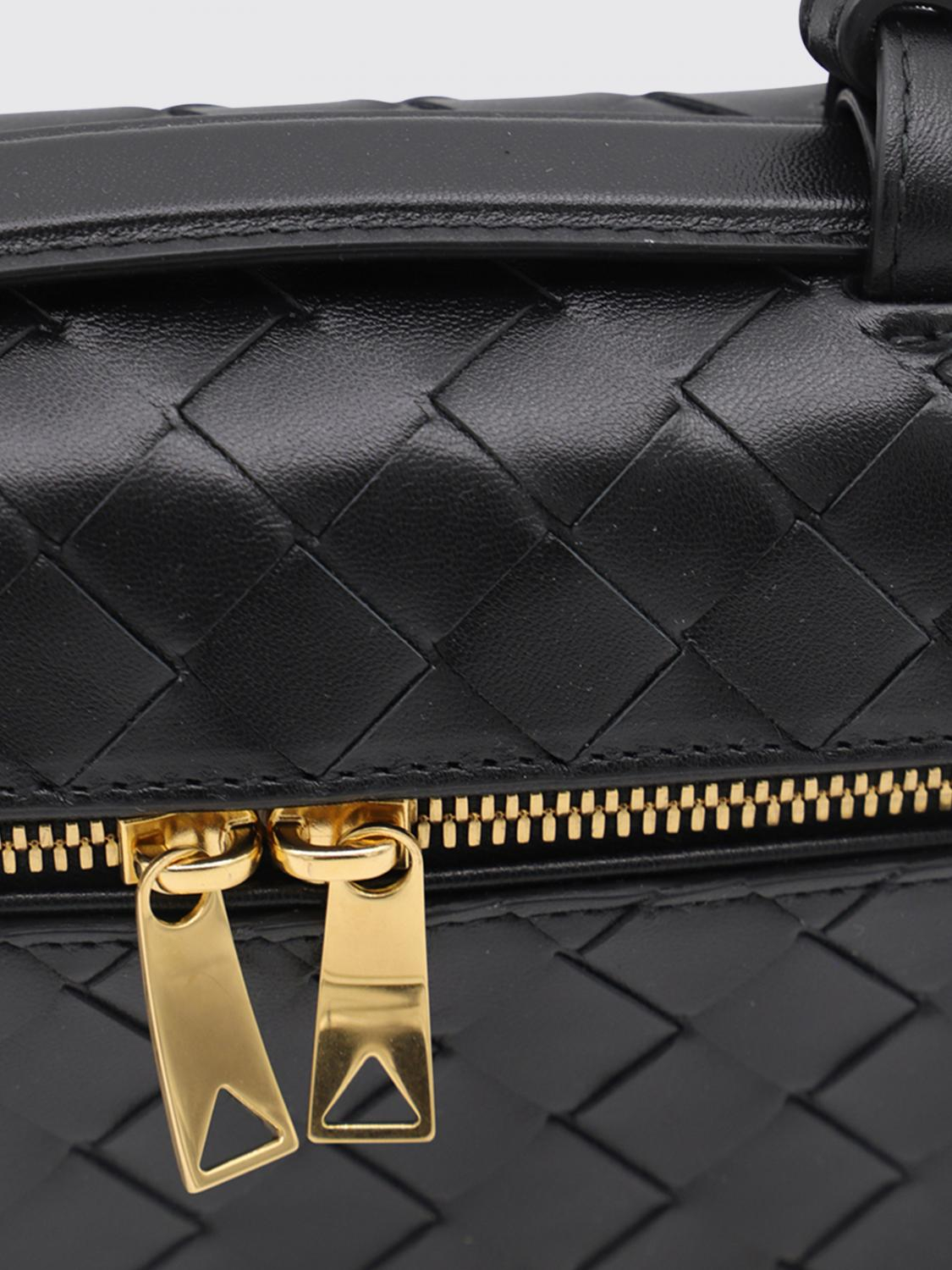 [Bottega Veneta] Shoulder bag FW26 789109V3IV1 8425