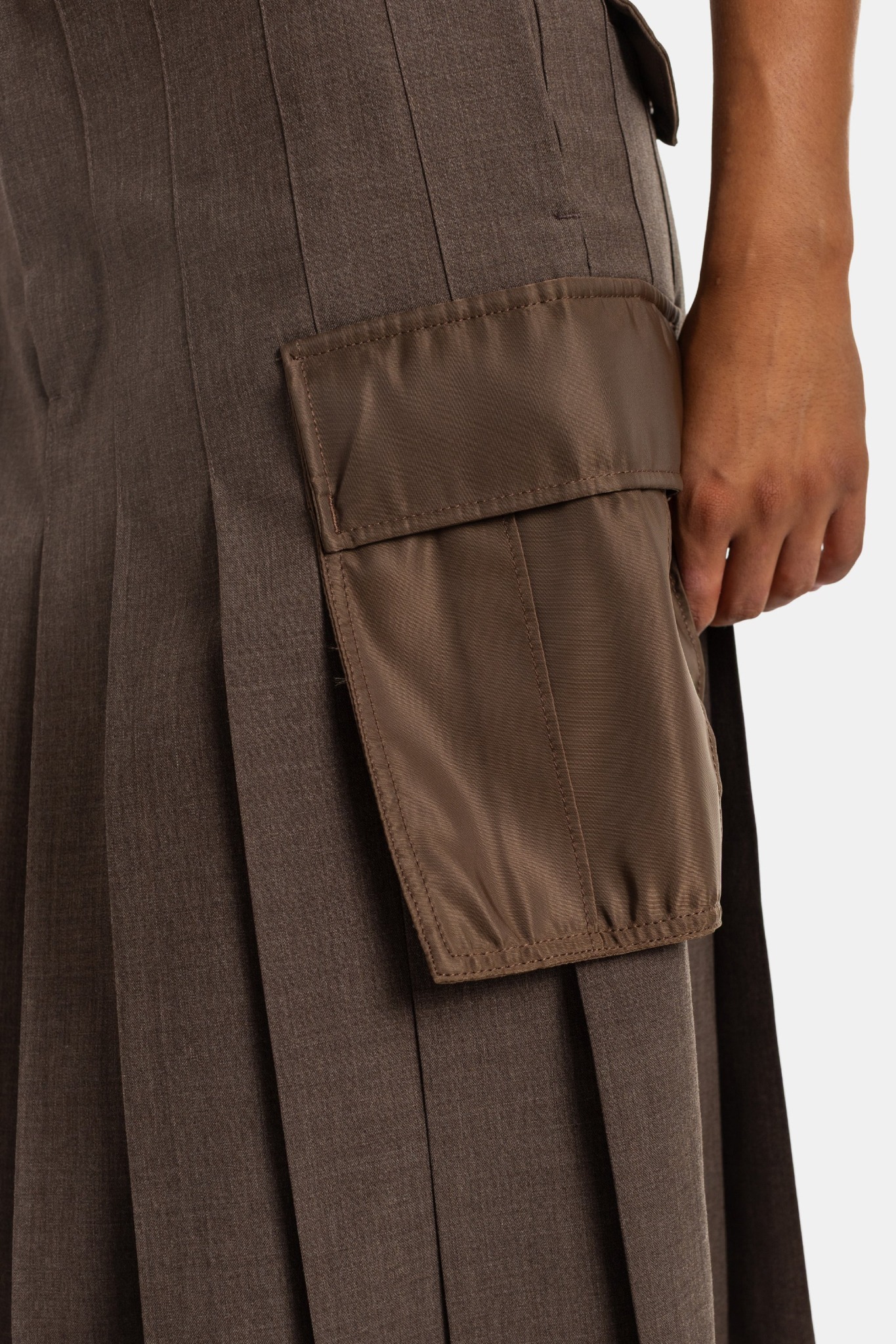 [Sacai] Long skirt FW26 26-08569
