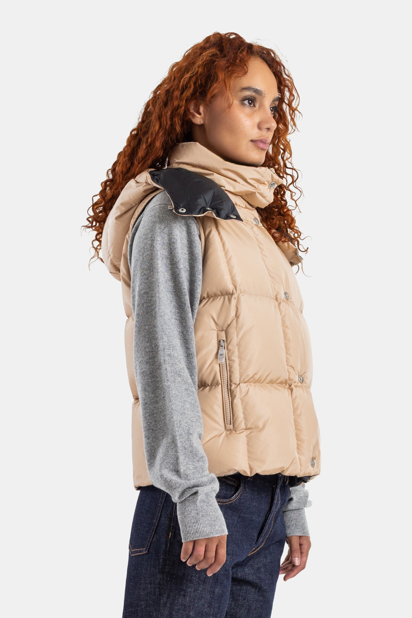 [Moncler] Down jacket FW26 L2093 1A00089 - 539ZD