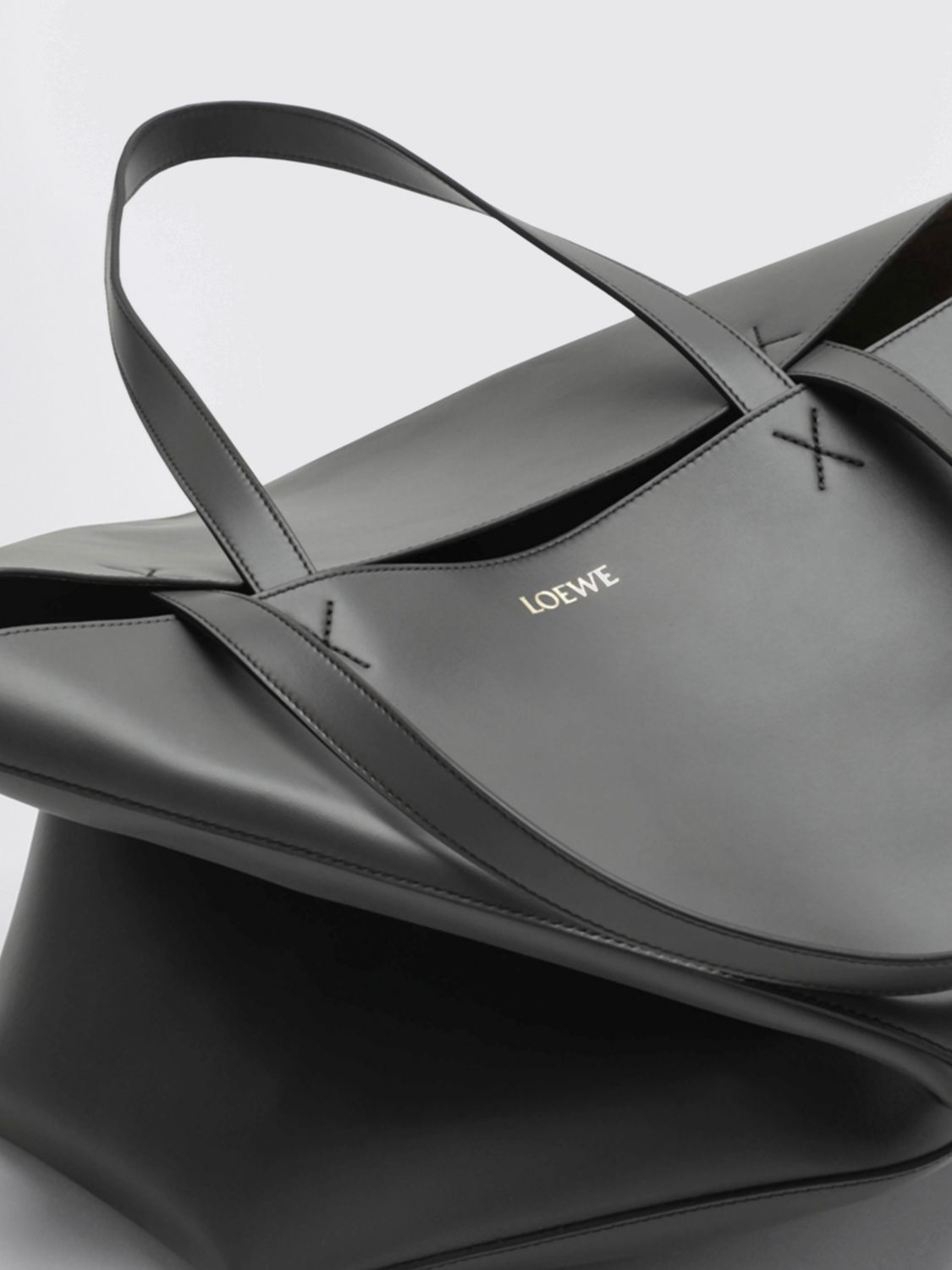 [Loewe] Tote bag FW26 B933Q18X01 1220