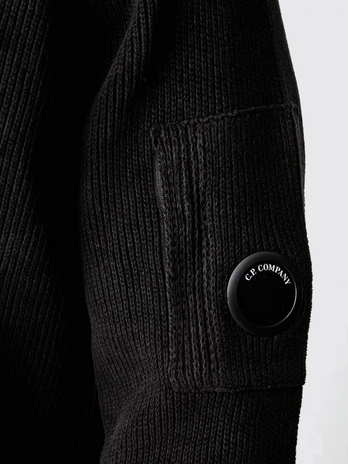 [C.P. Company] Knitwear FW26 21CMKN196A005558G 999
