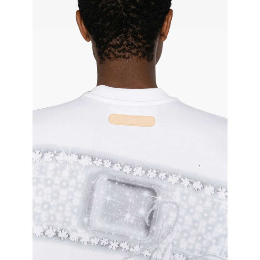 [PDF] T-shirts Short Sleeve FW26 DFM54047 TJ101GR01C WHITE