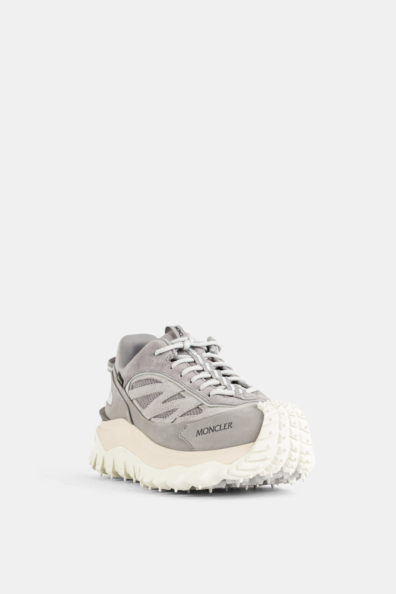 [Moncler] Sneakers FW26 L209A 4M00010 - M9884