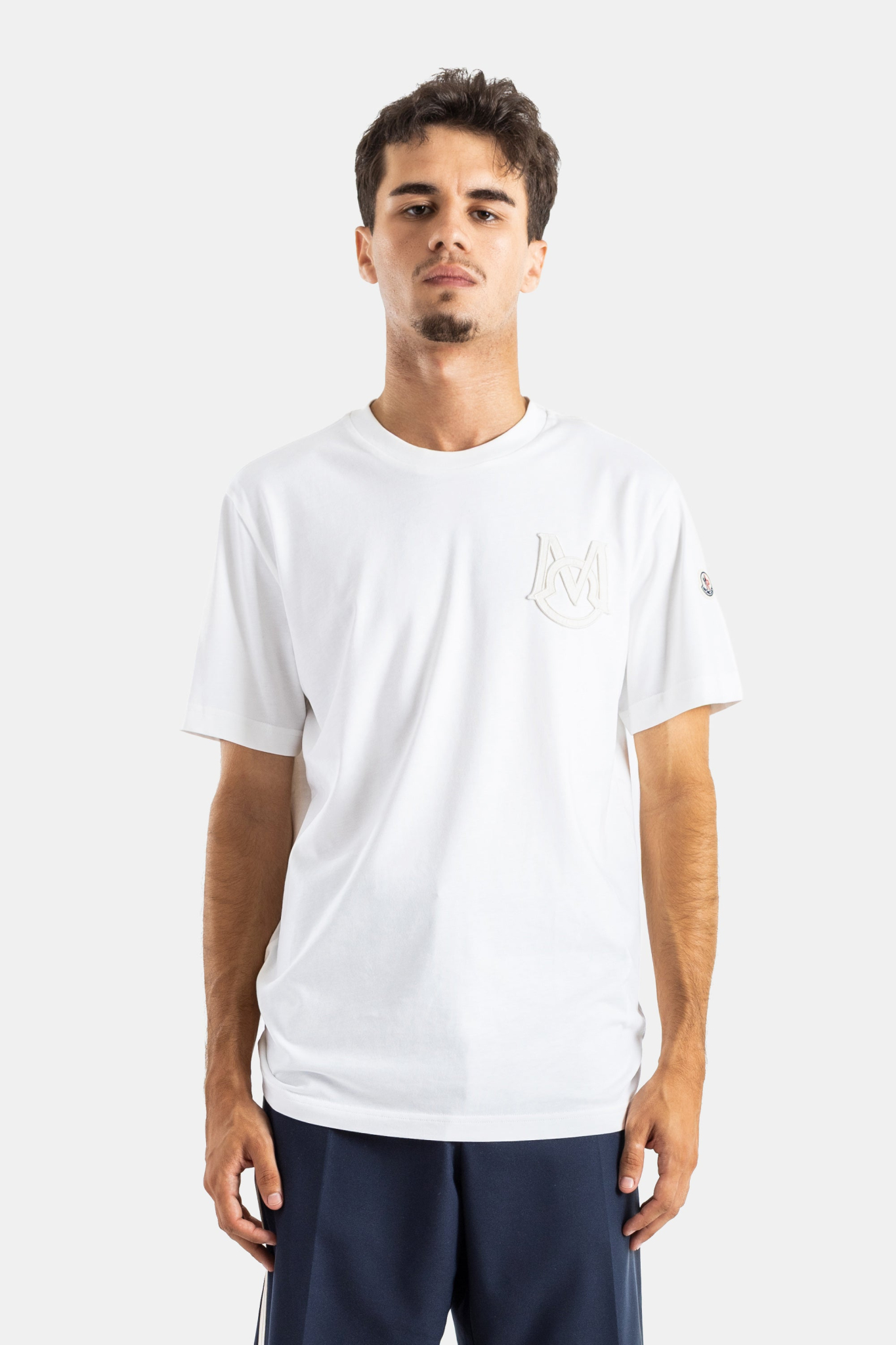 [Moncler] T-shirts Short Sleeve FW26 L2091 8C00039 - 8390T