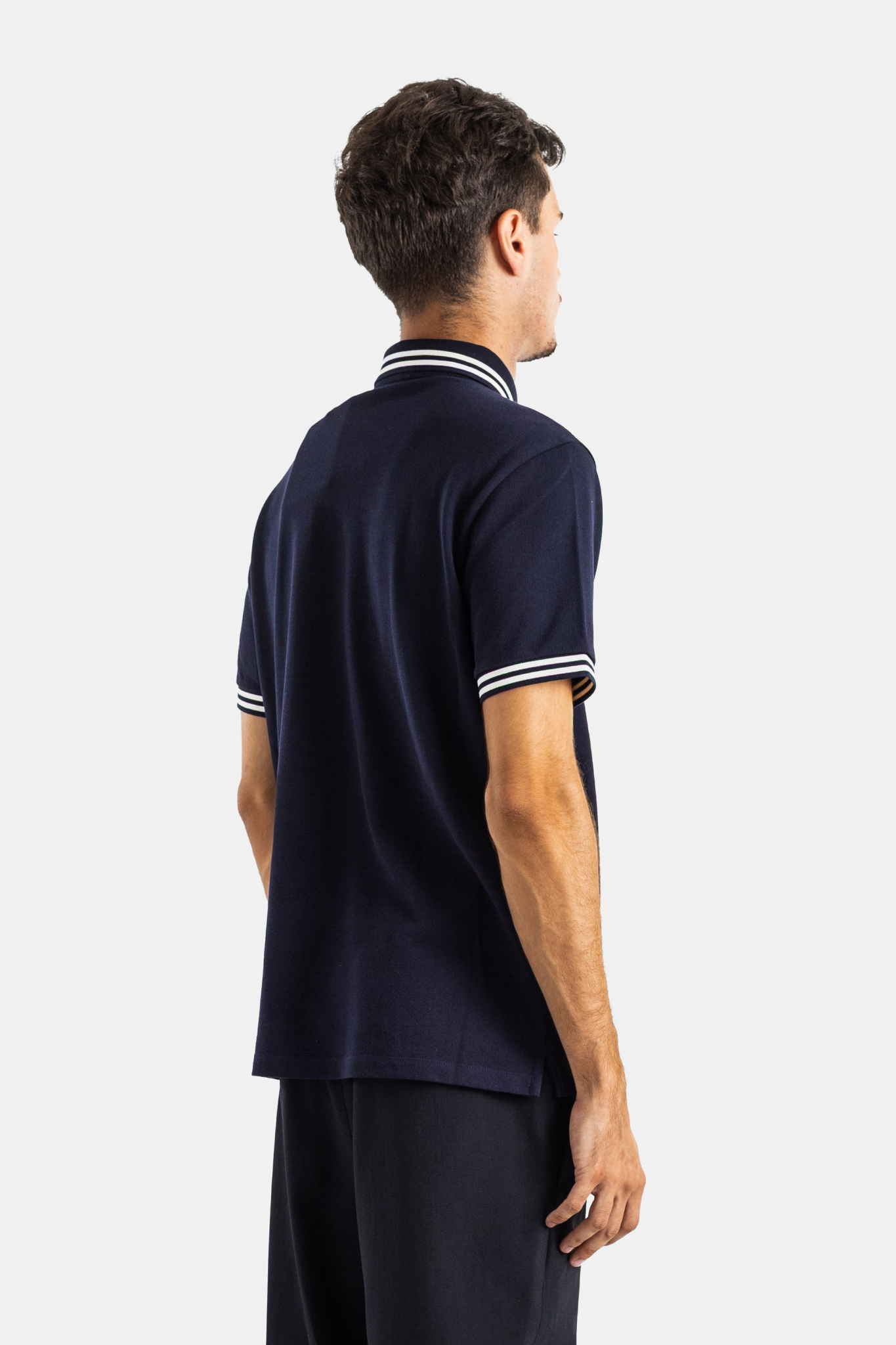 [Moncler] T-shirts Short Sleeve FW26 L2091 8A00003 - 89A16