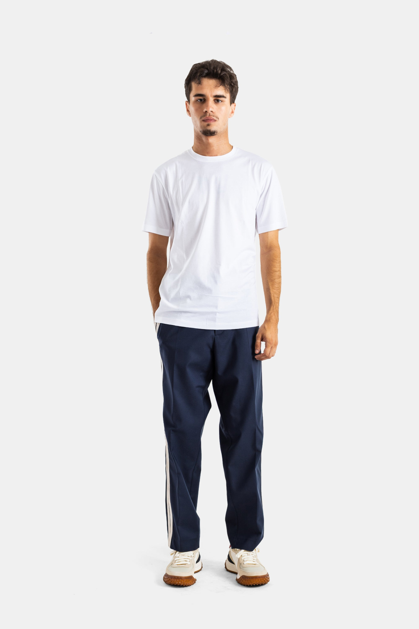[Moncler] Trousers FW26 L2091 2A00017 - 599LT