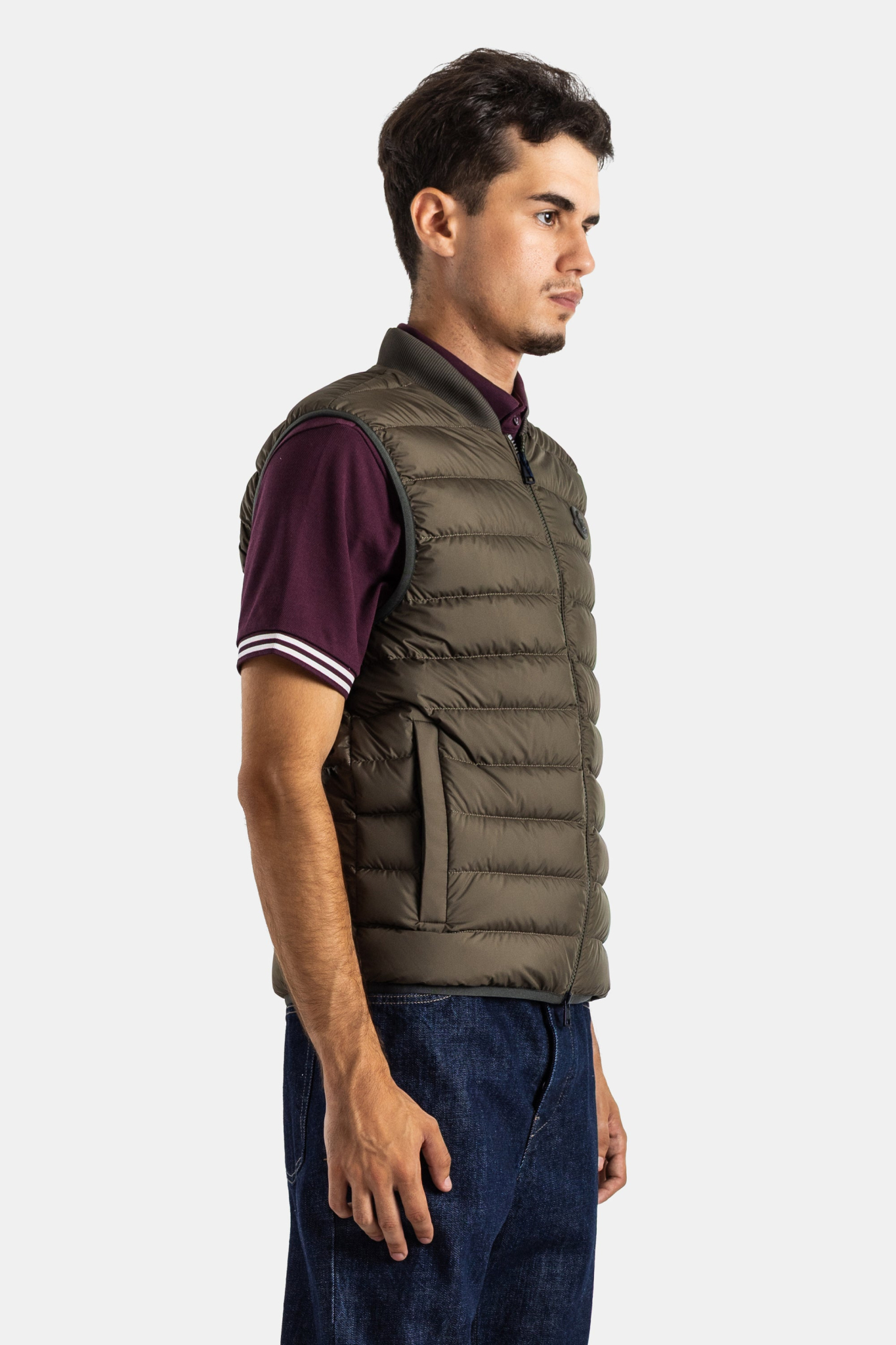 [Moncler] Down Vest FW26 L2091 1A00101 - 597X2
