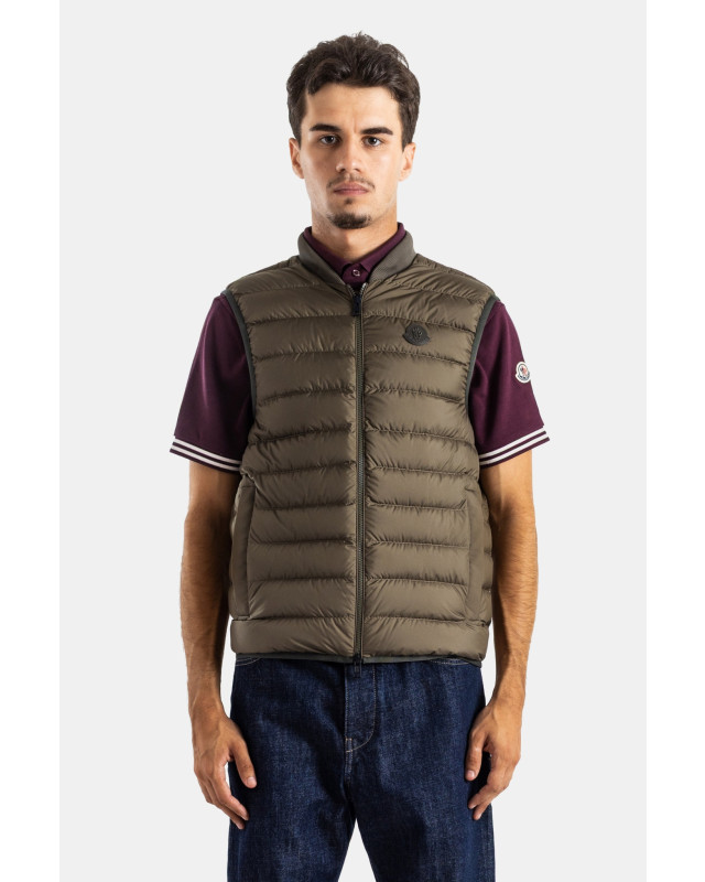 [Moncler] Down Vest FW26 L2091 1A00101 - 597X2