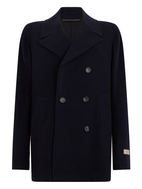 Coat with double-breasted closure