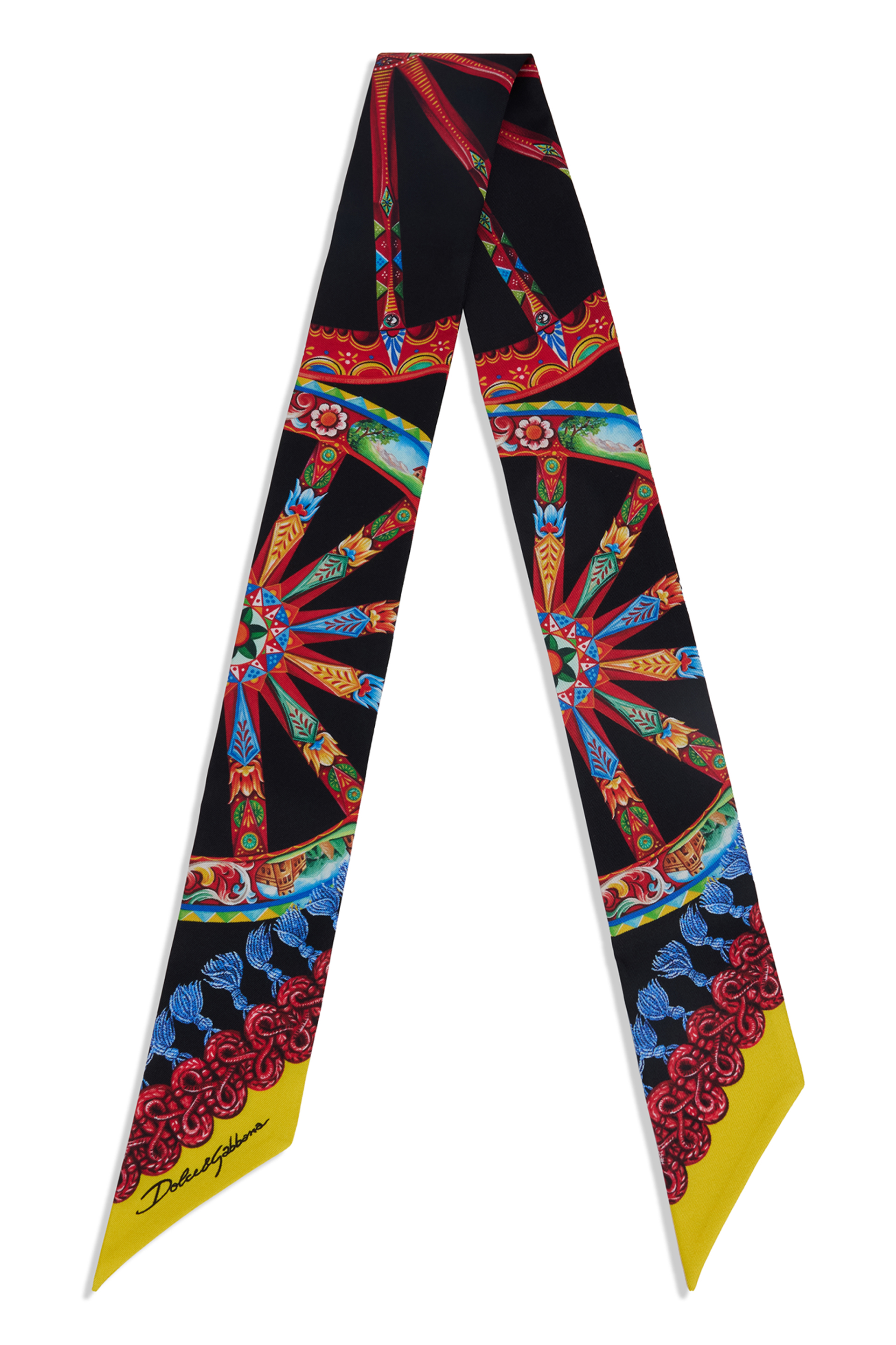 Scarf with colorful details