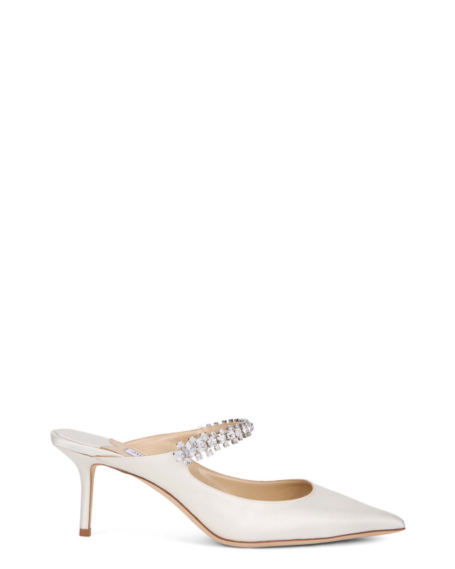 Pointed décolletage with rhinestones