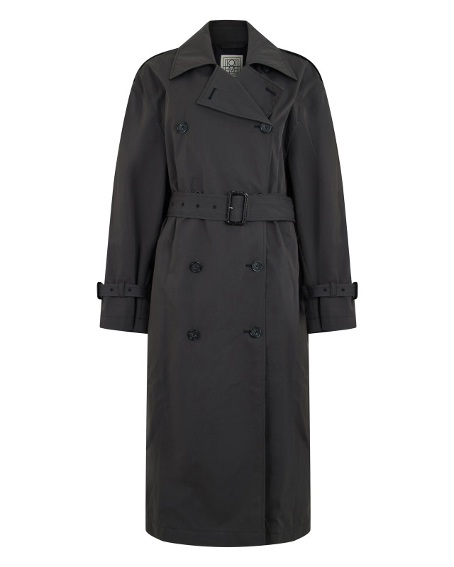 Trench with belt
