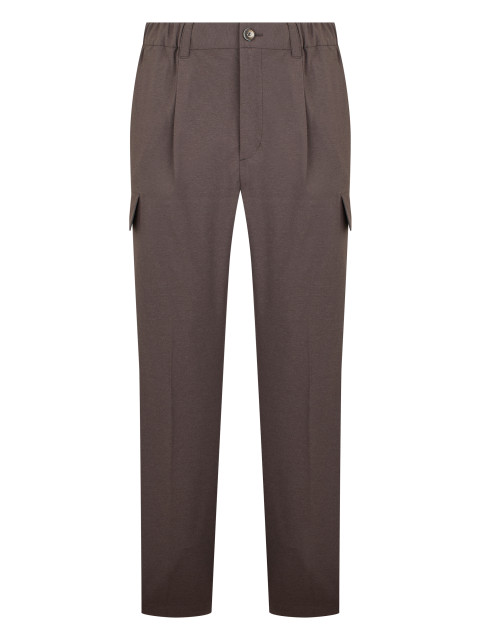 Casual pants with pockets