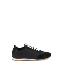 Sneakers made of recycled nylon and suede