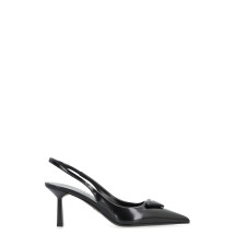 Décolleté slingback in brushed leather