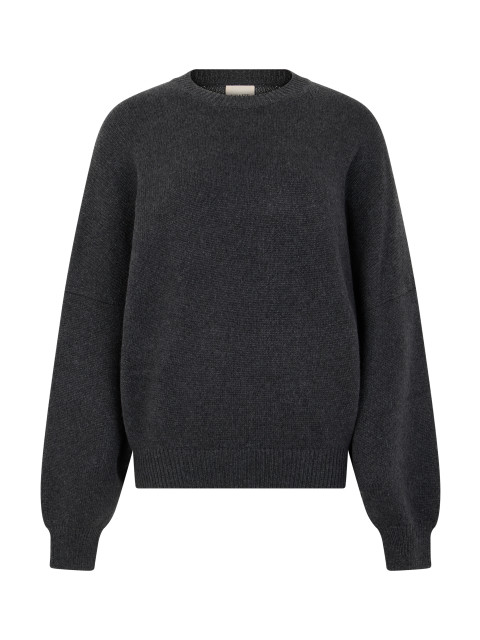 Sweater with round neck