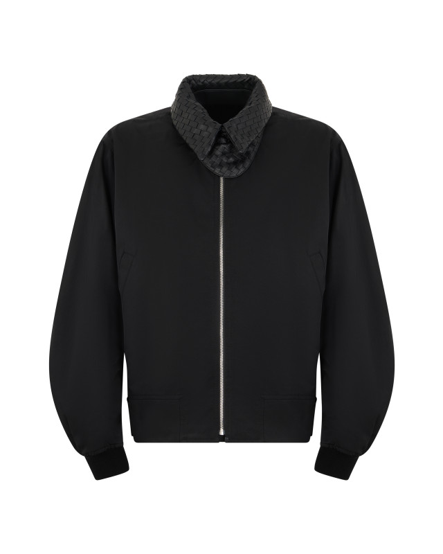 Jacket with front zip