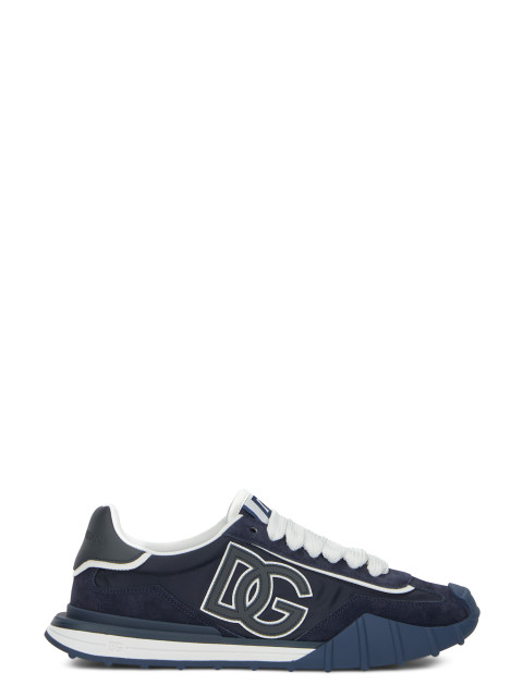 Sneakers with logo