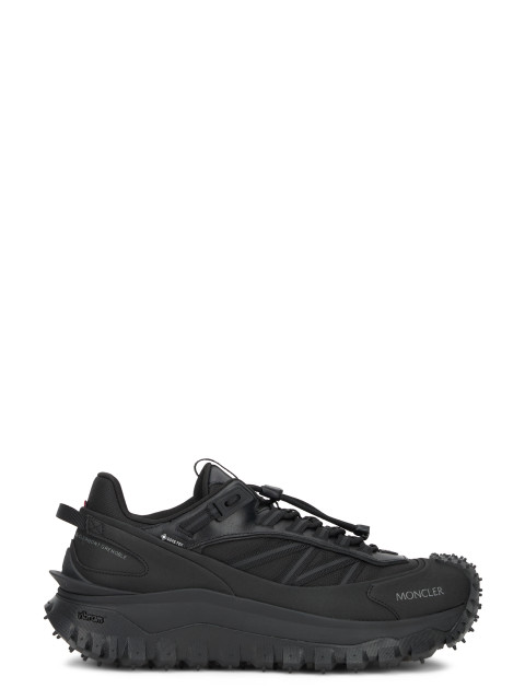Sneakers with thick sole