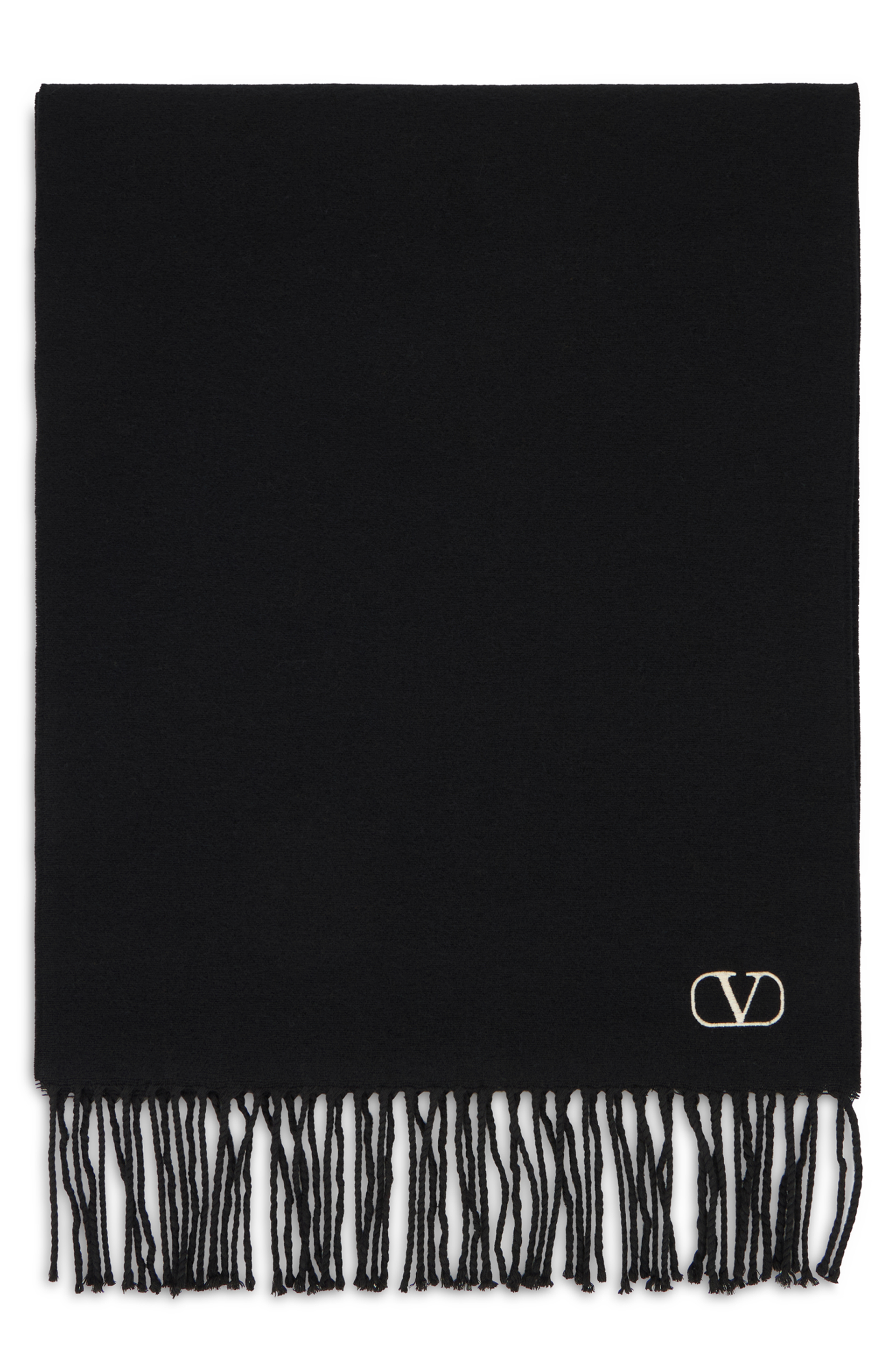 Scarf with decorative fringes
