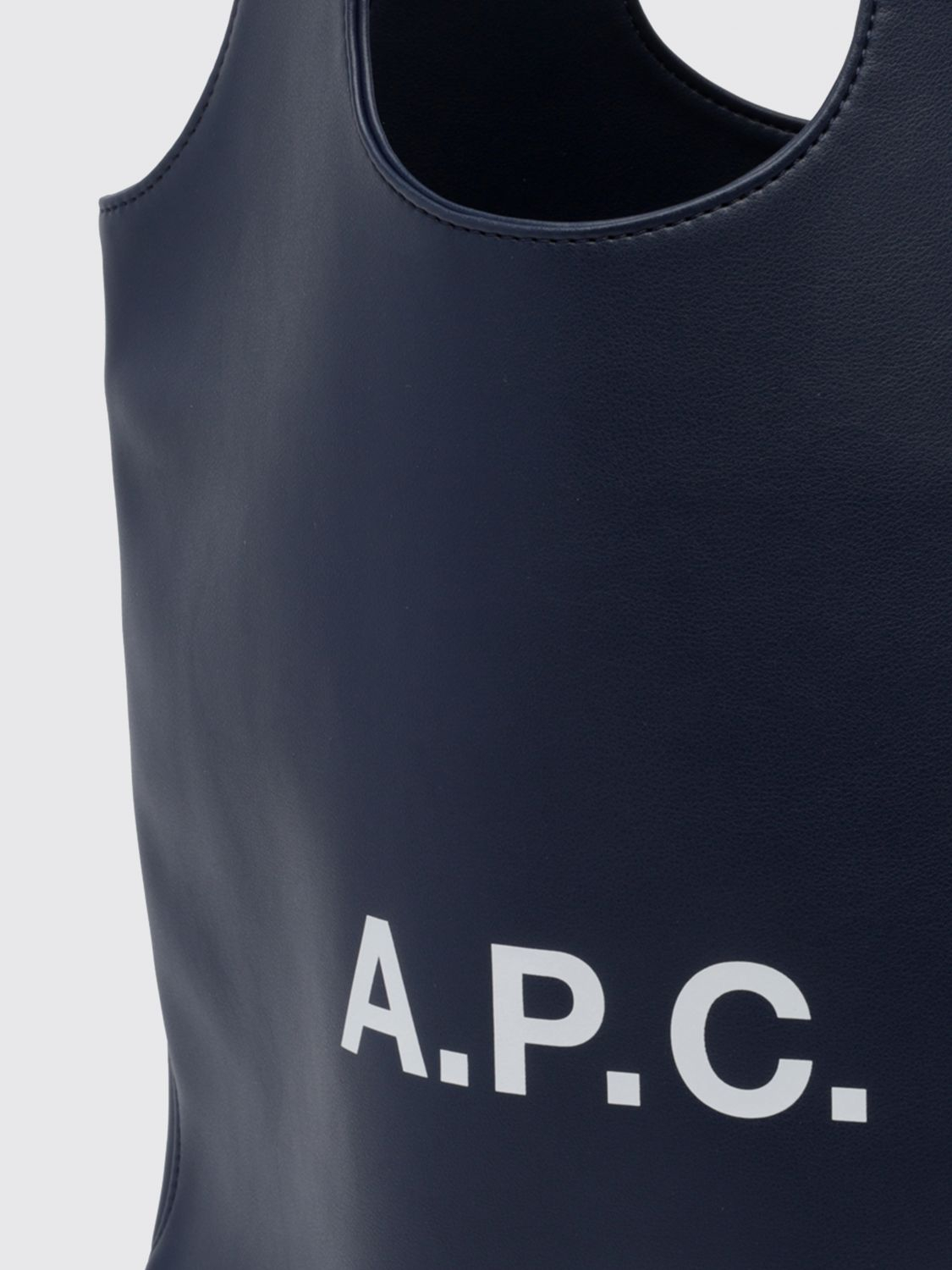 [A.P.C.] Shoulder bag FW26 PUAATM61861 IAK