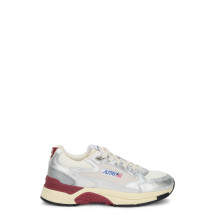 Sneakers with colorful details