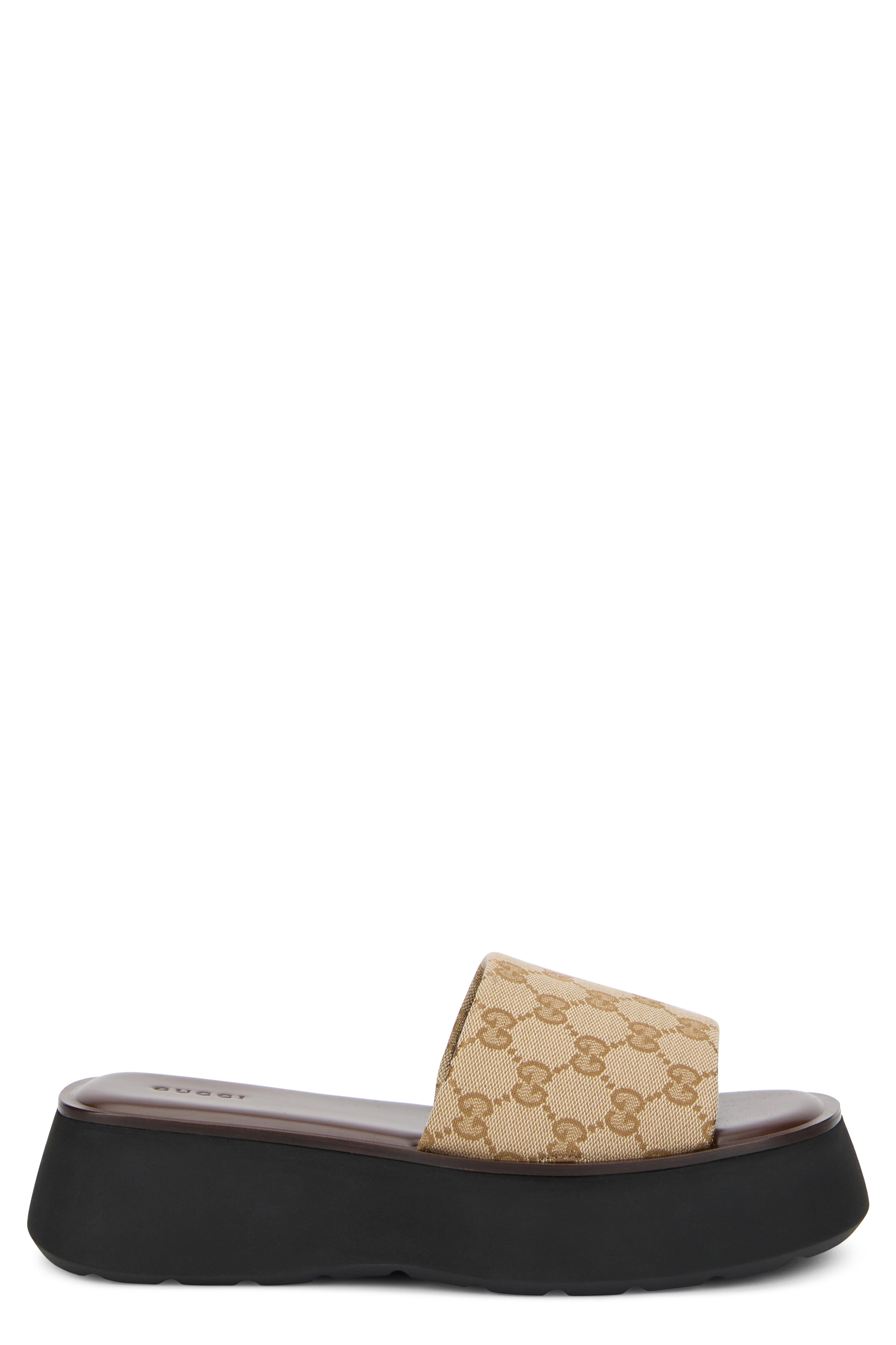 Slippers in fabric