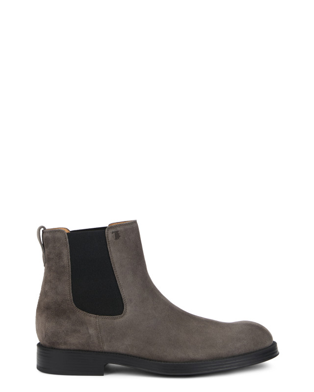 Chelsea boots