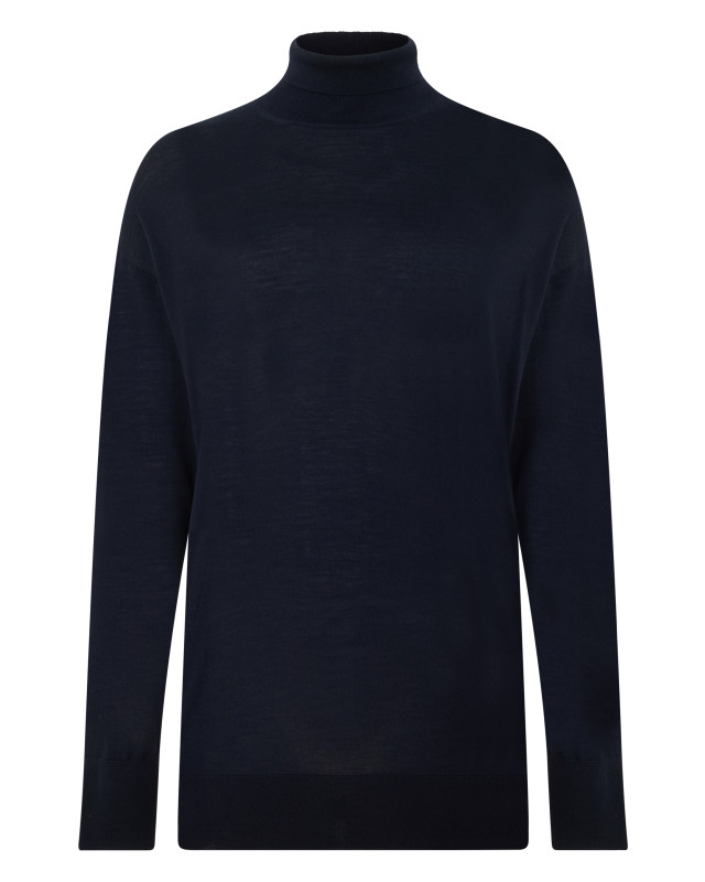 High collar sweater