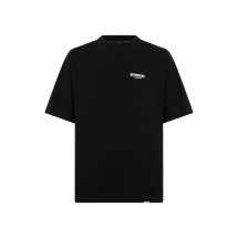 Short-sleeve t-shirt