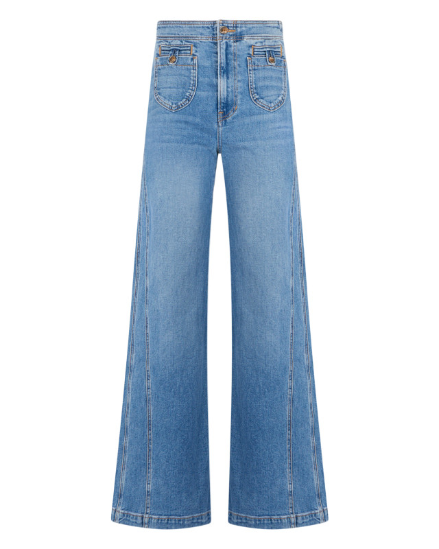 Flared jeans