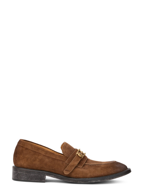 Loafers with gold buckle