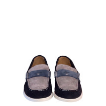Bicolor loafers
