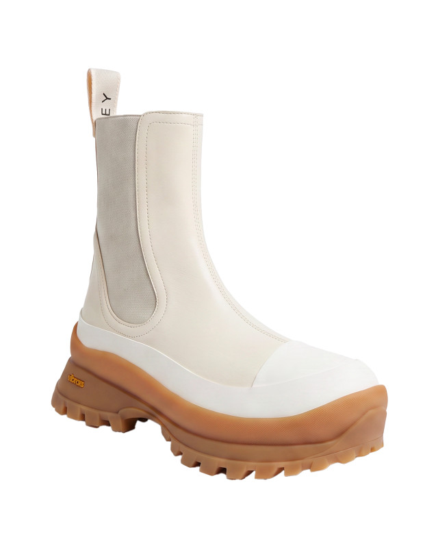 Chelsea boots
