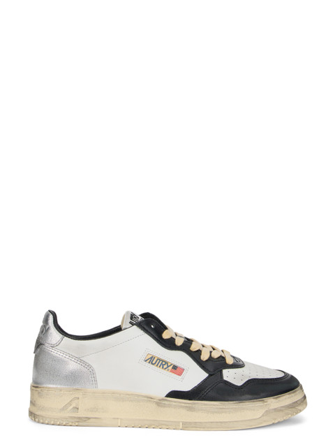Sneakers with high sole