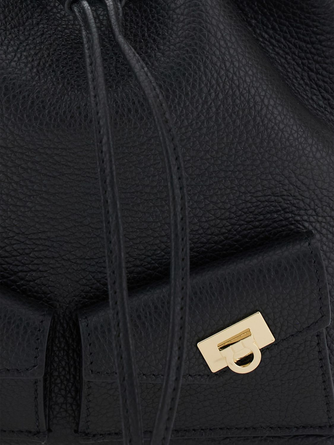 [Ferragamo] Shoulder bag FW26 220915 785878