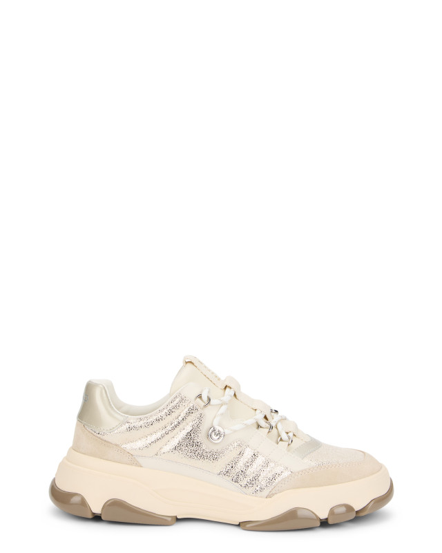 Sneakers with high sole