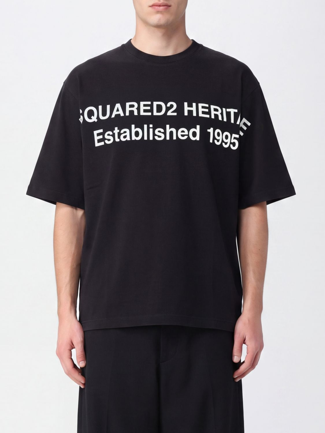 [Dsquared2] T-shirts Short Sleeve FW26 S74GD1572D20106 900