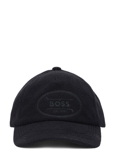 Cap with curved visor